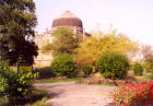 Picture of a tomb in Lodi Garden, New Delhi